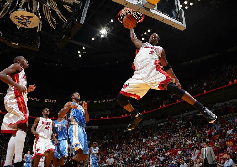 “苏超”决赛进行在即，人民海军泰州舰、南通舰为主队加油（“苏超”决战在即，人民海军泰州舰、南通舰为主队助威）