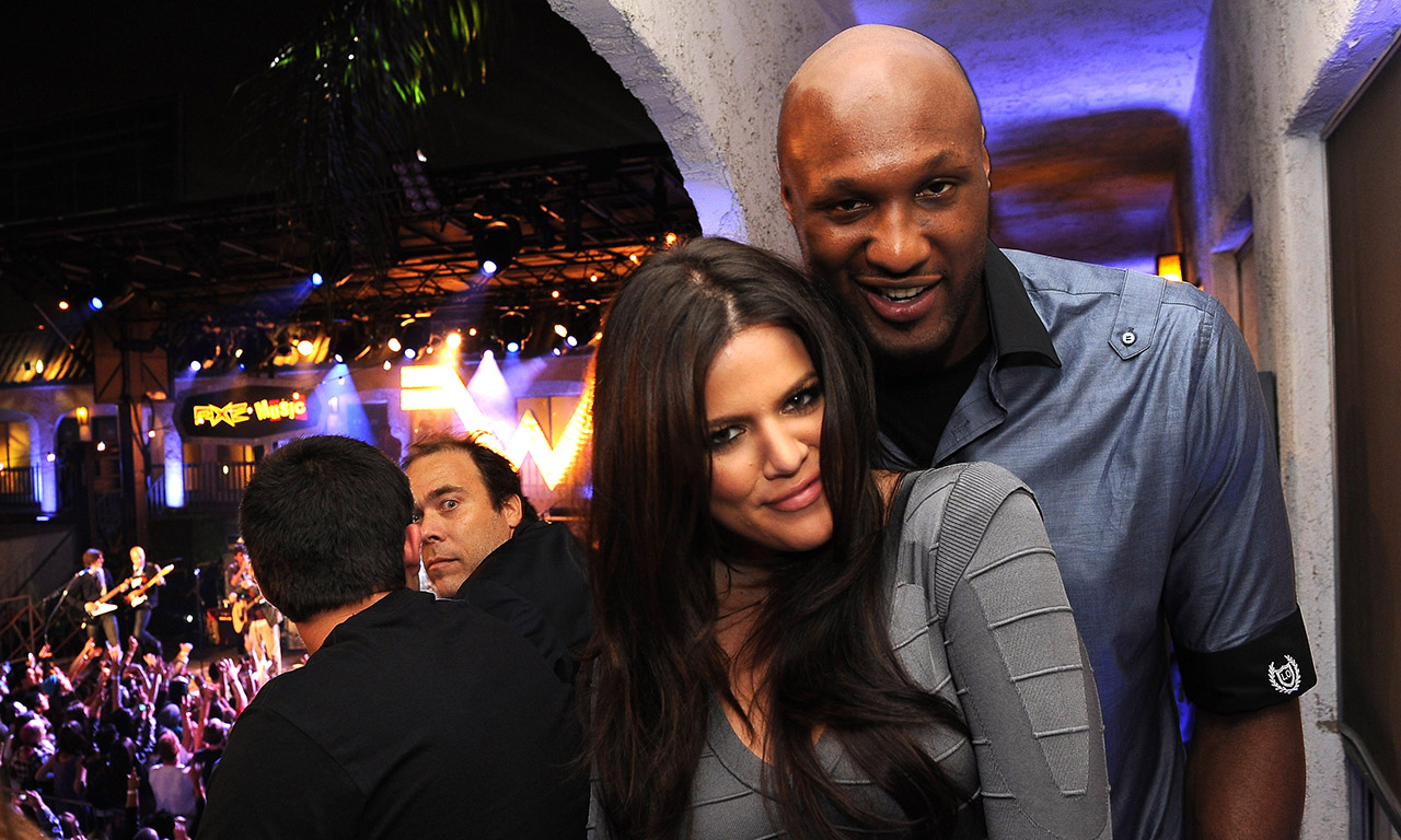 镜报：巴尔韦德不满阿隆索执教风格或考虑离队，曼联对其有意（镜报：巴尔韦德不满阿隆索执教理念或寻求离队，曼联有意引进）