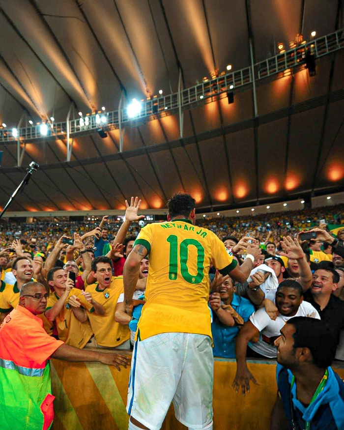 阿斯：塞维利亚冬窗想补强锋线，有意多特前锋法比奥-席尔瓦（阿斯：塞维利亚计划冬窗补强锋线，瞄准多特前锋法比奥-席尔瓦）