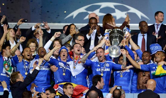 尤文官方：加蒂右膝内侧半月板受伤，将接受手术（尤文官宣：加蒂右膝内侧半月板受伤，拟进行手术治疗）